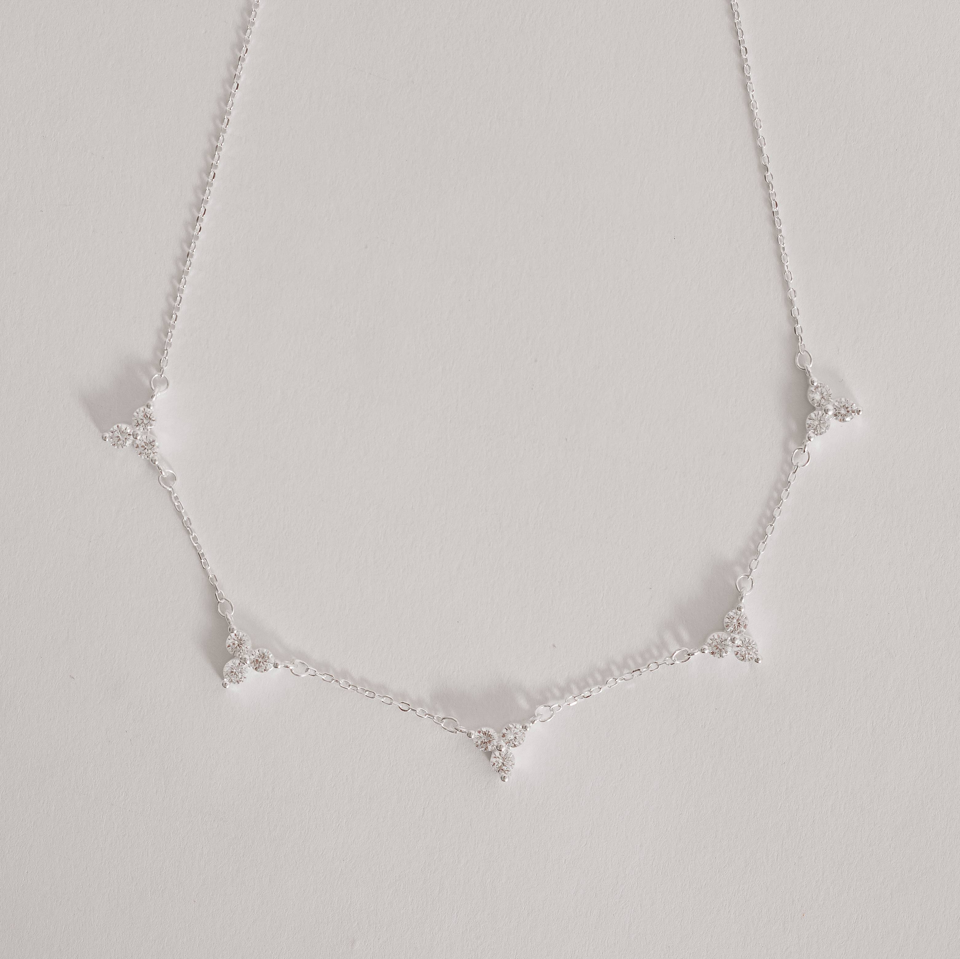 Imagem Secundária Colar entremeios 3 zircônias 6mm 40+5cm