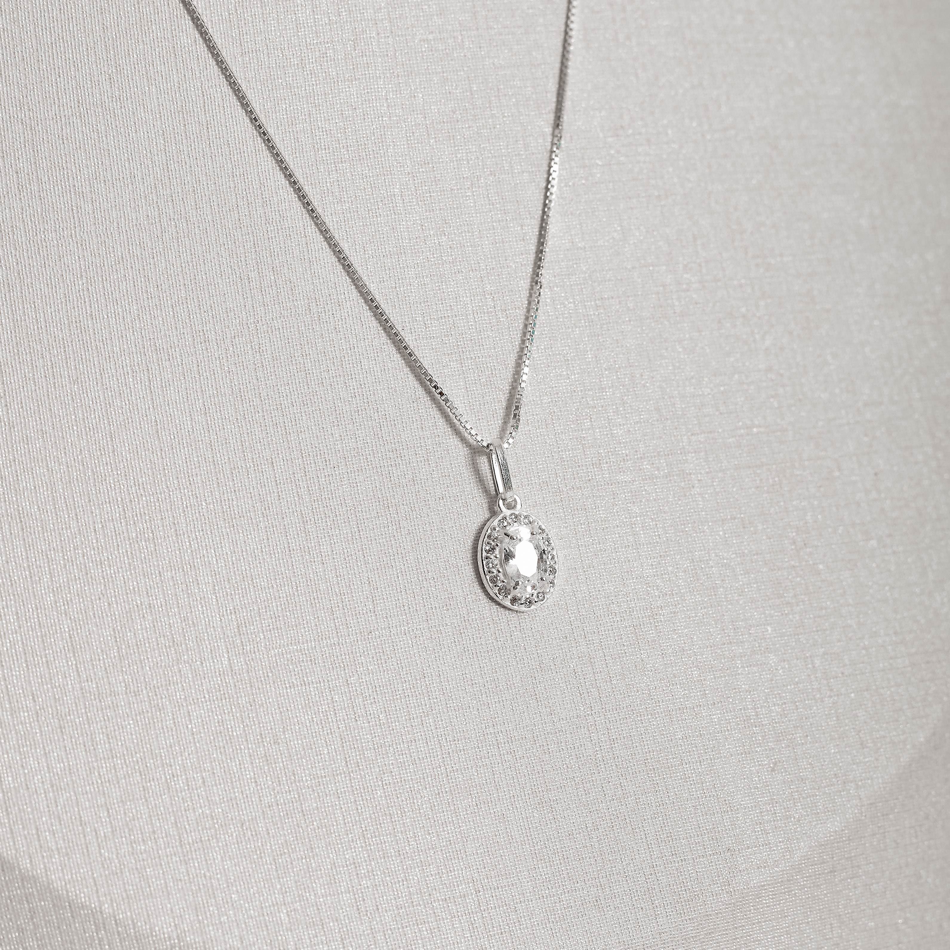 Colar pingente zircônia cristal oval cravejada 9mm 45cm