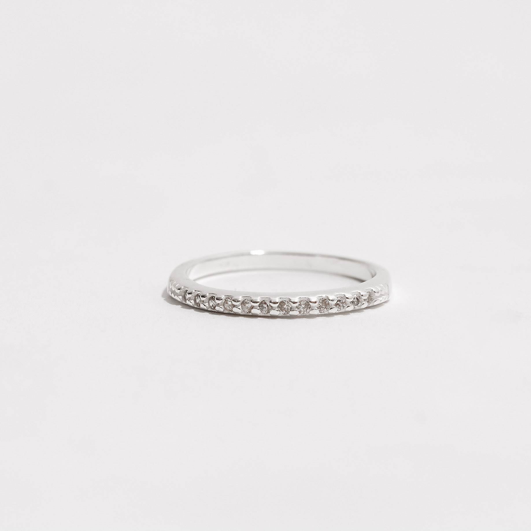 Meia aliança tradicional