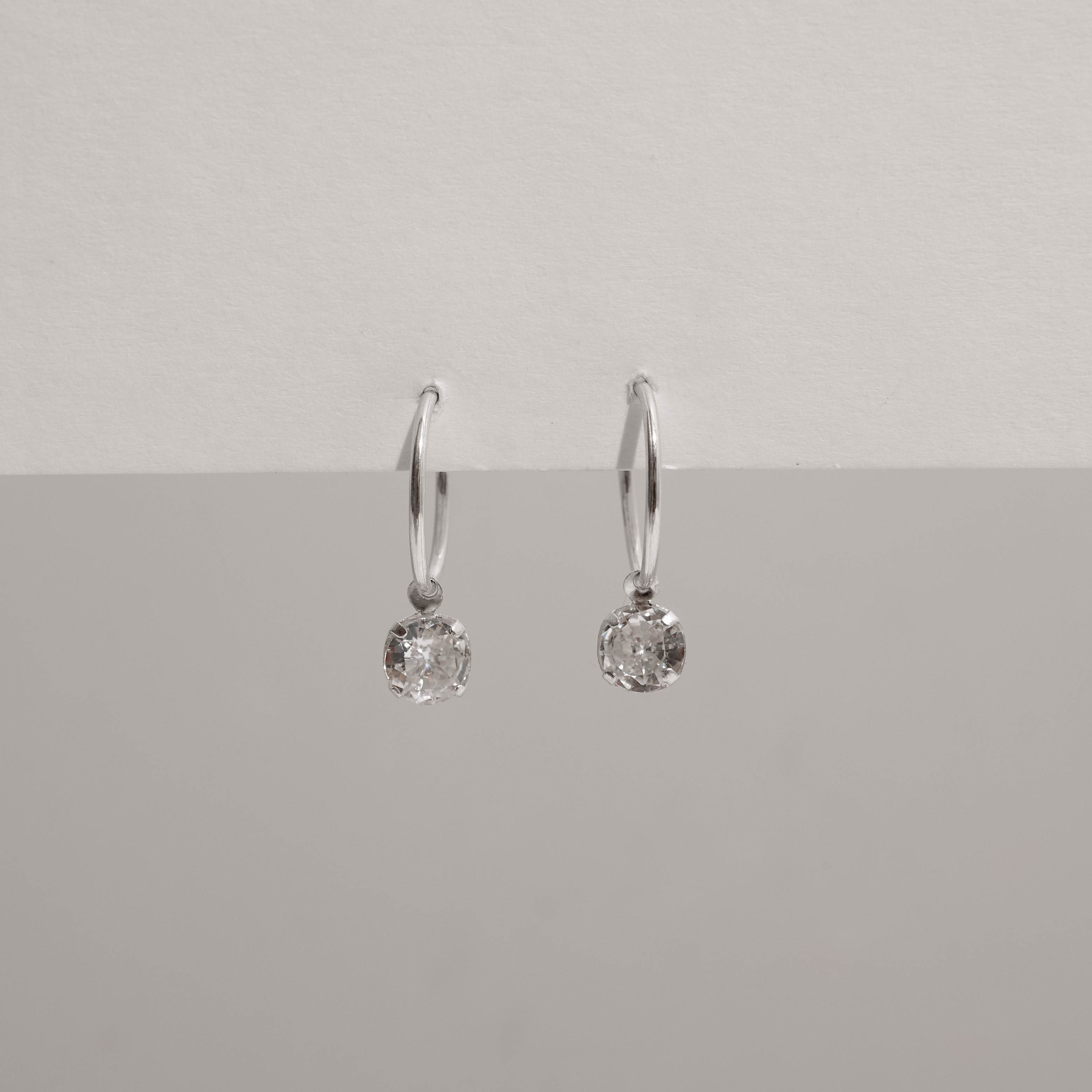 Argola 15mm pingente zircônia cristal 6mm