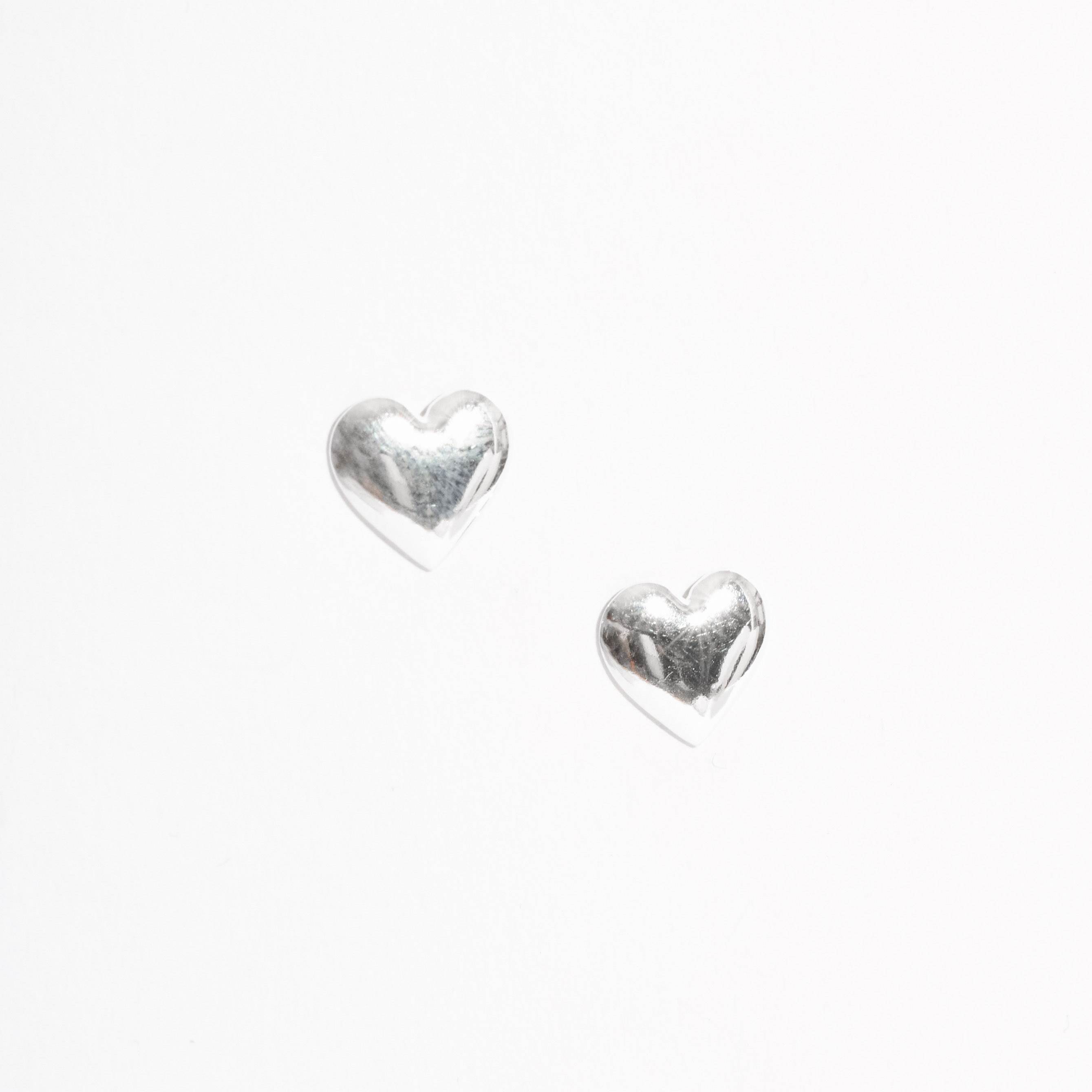 Imagem Secundária Brinco coração 12mm