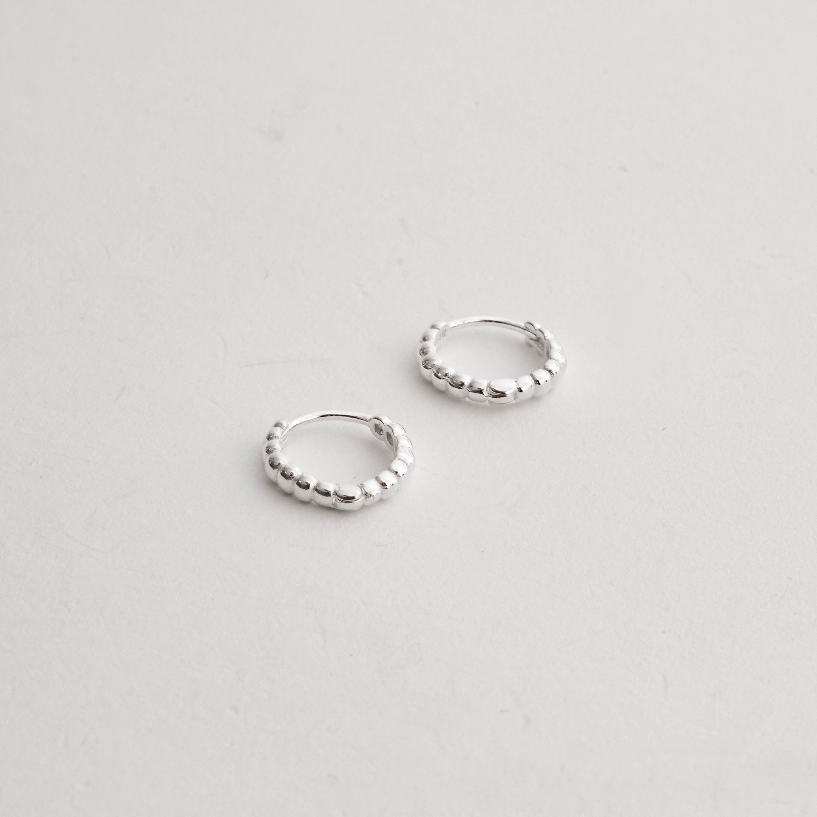 Imagem Secundária Argola click fio bolinhas 12mm