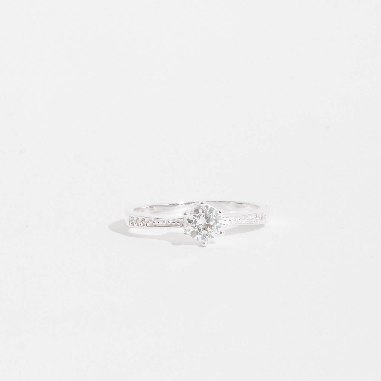 Anel solitário 5mm com cravejado