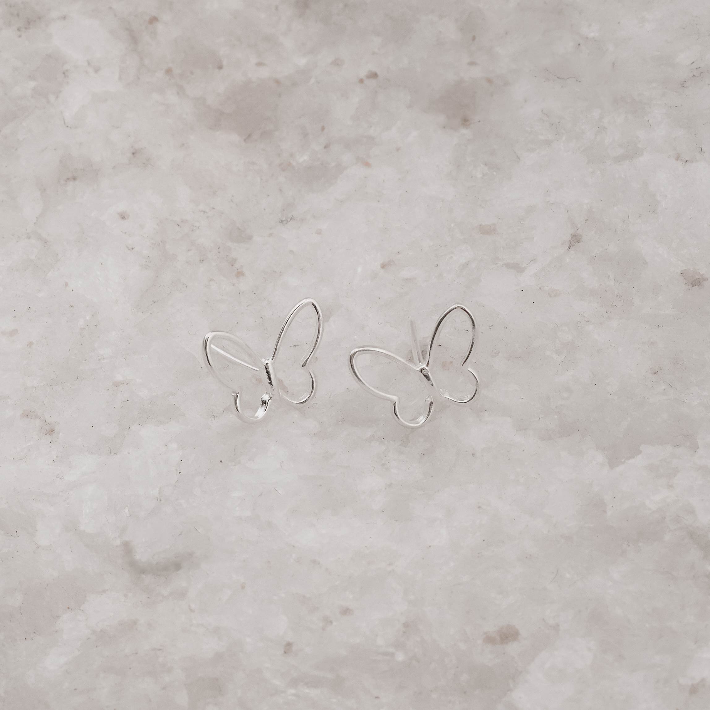 Imagem Secundária Brinco borboleta vazada 9mm