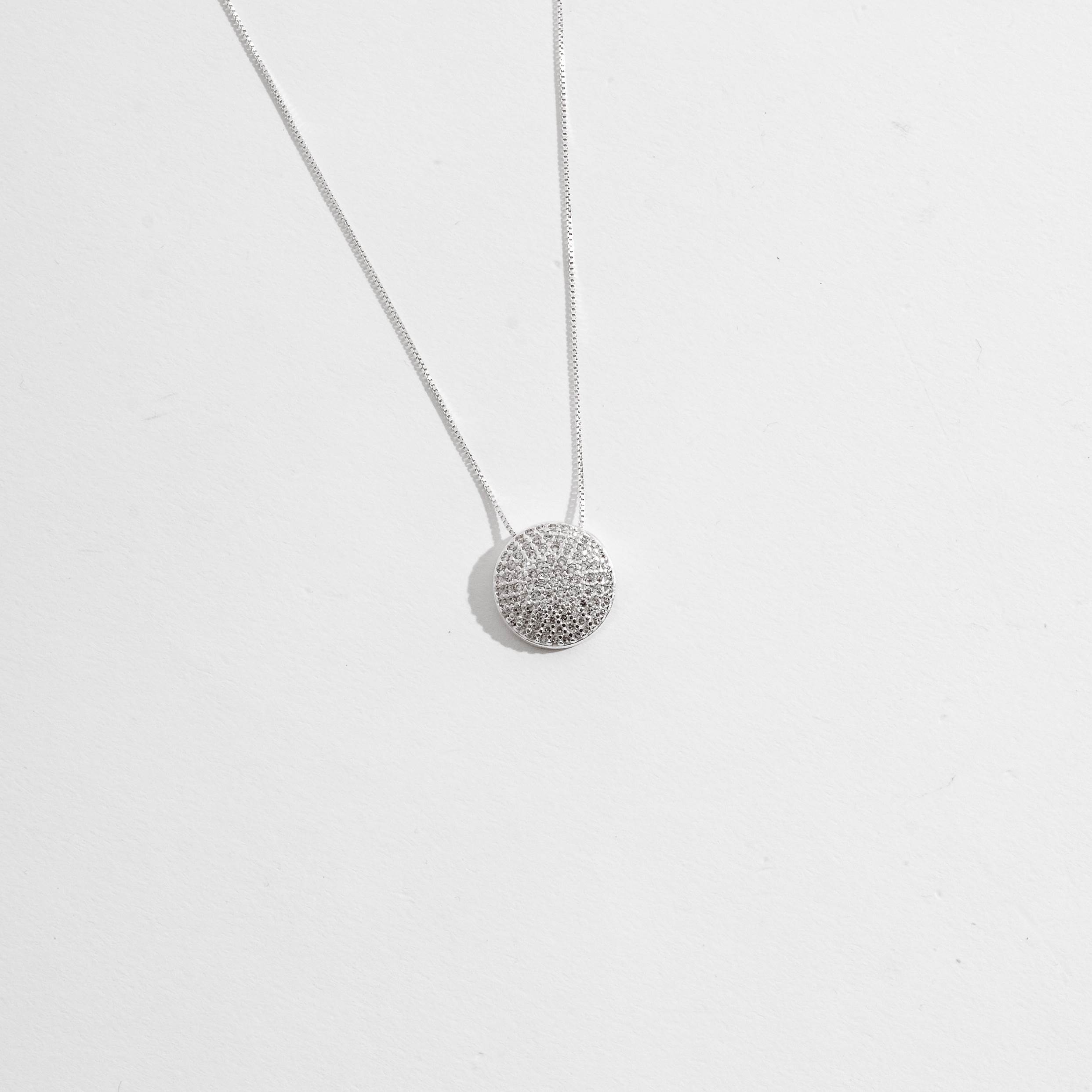 Colar botão cravejado 16mm 45cm