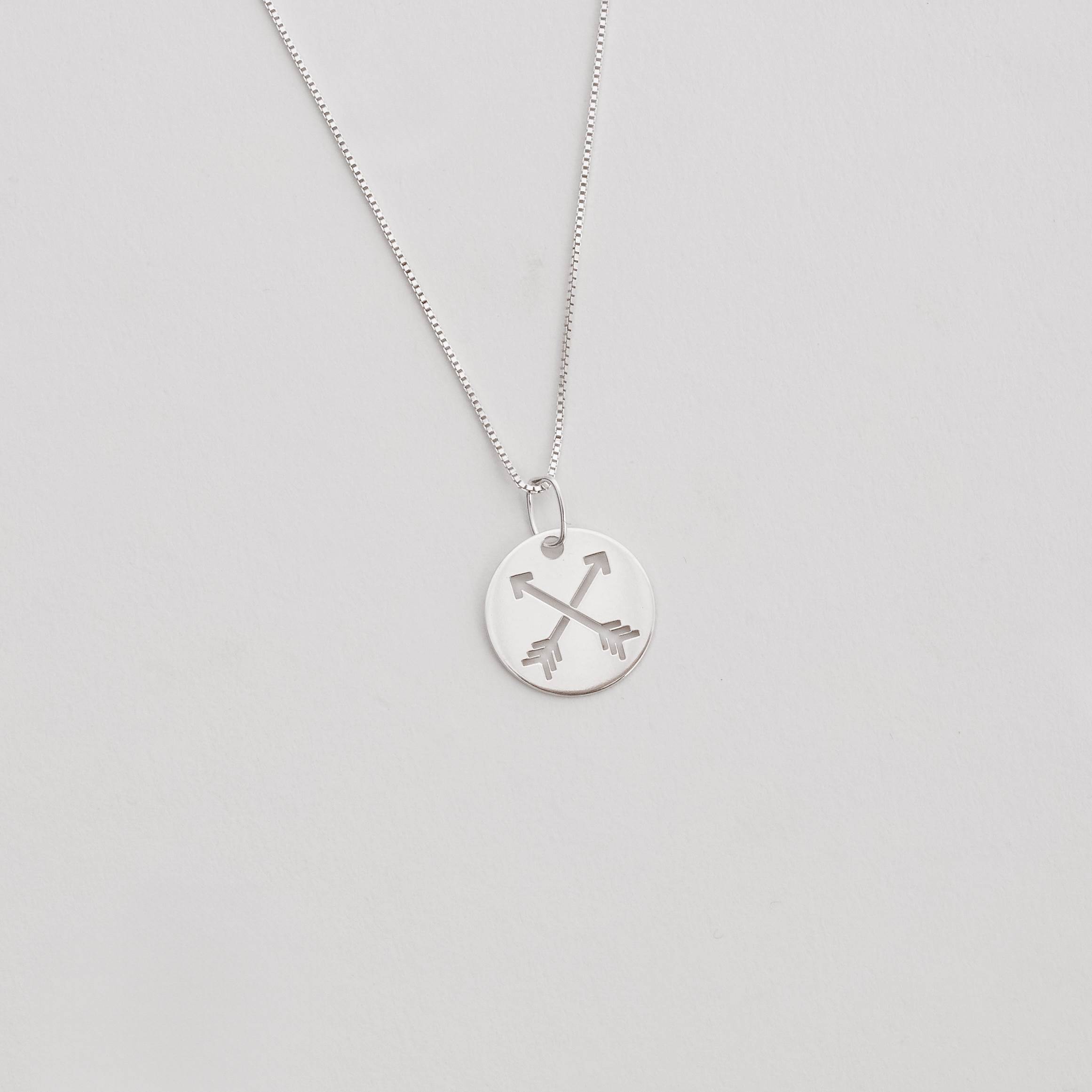 Imagem Colar pingente medalha flechas 40cm