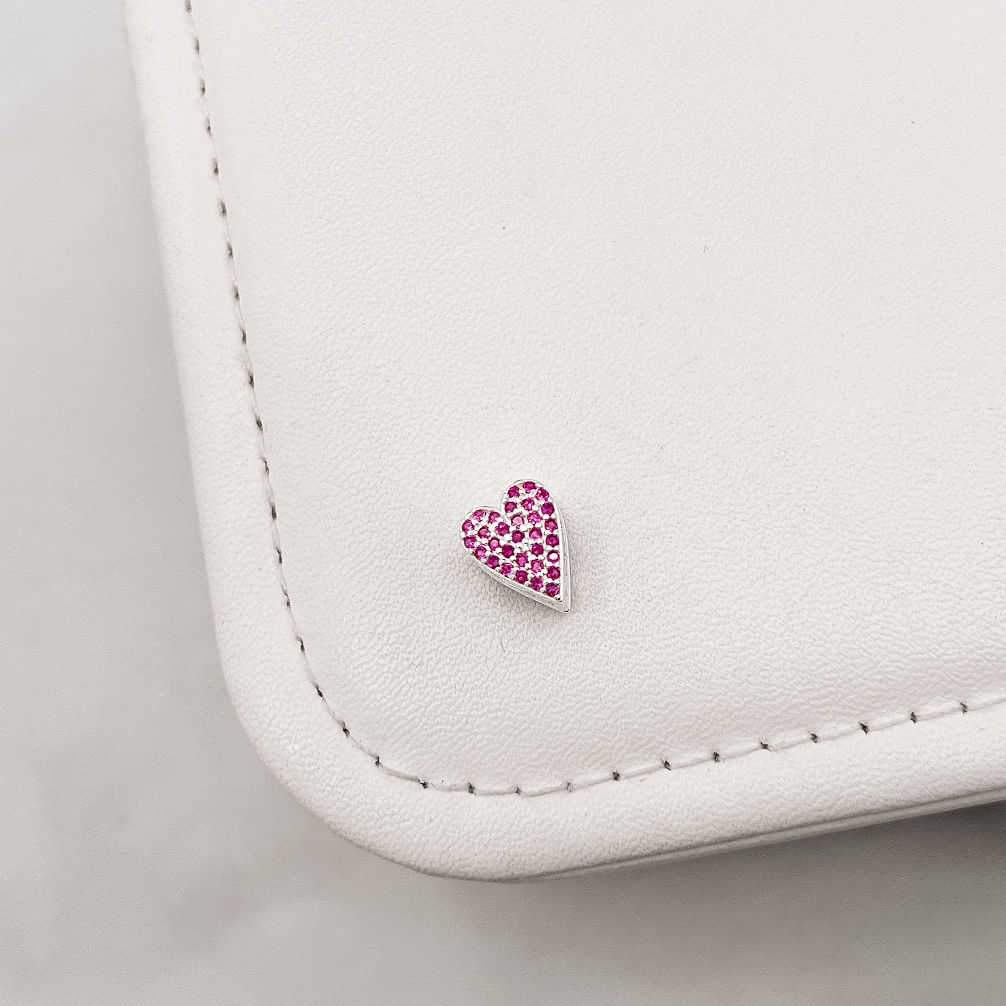 Berloque separador coração alongado cravejado pink 10mm