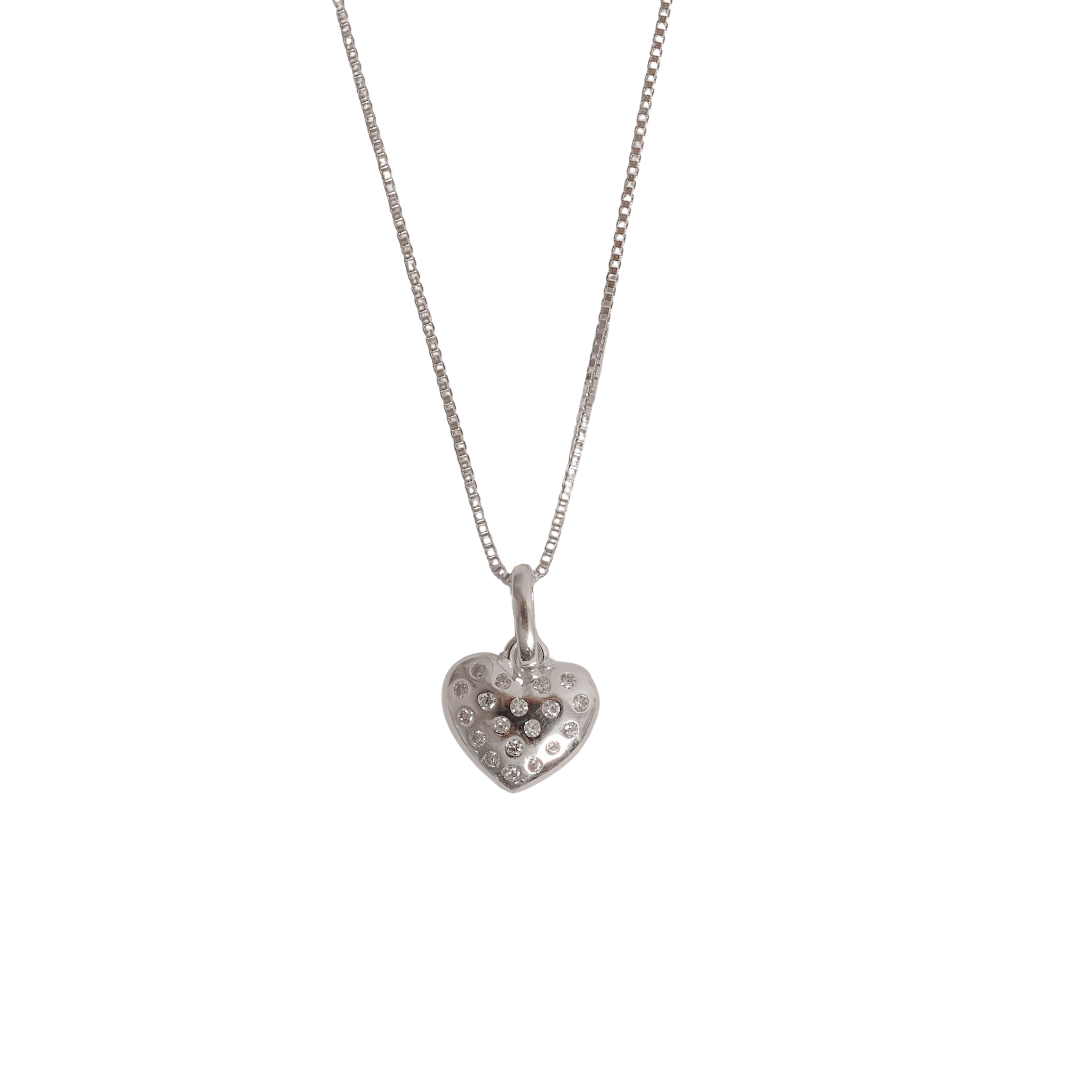 Imagem Colar pingente coração com zircônias cristal 9mm 45cm