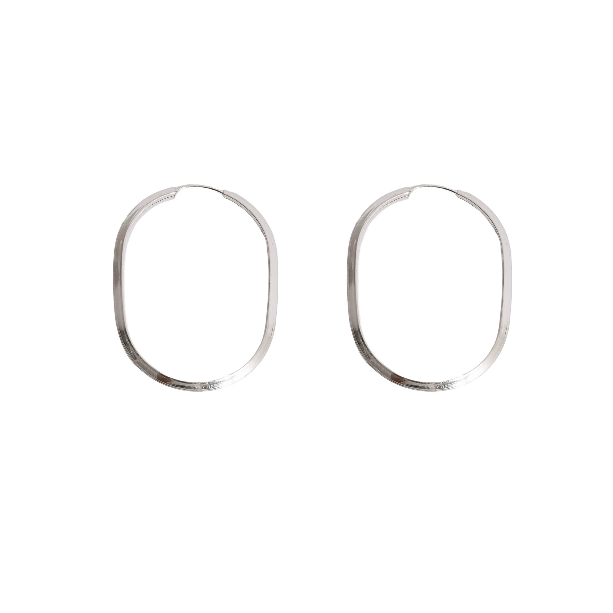 Argola oval 41x30mm fio triângulo