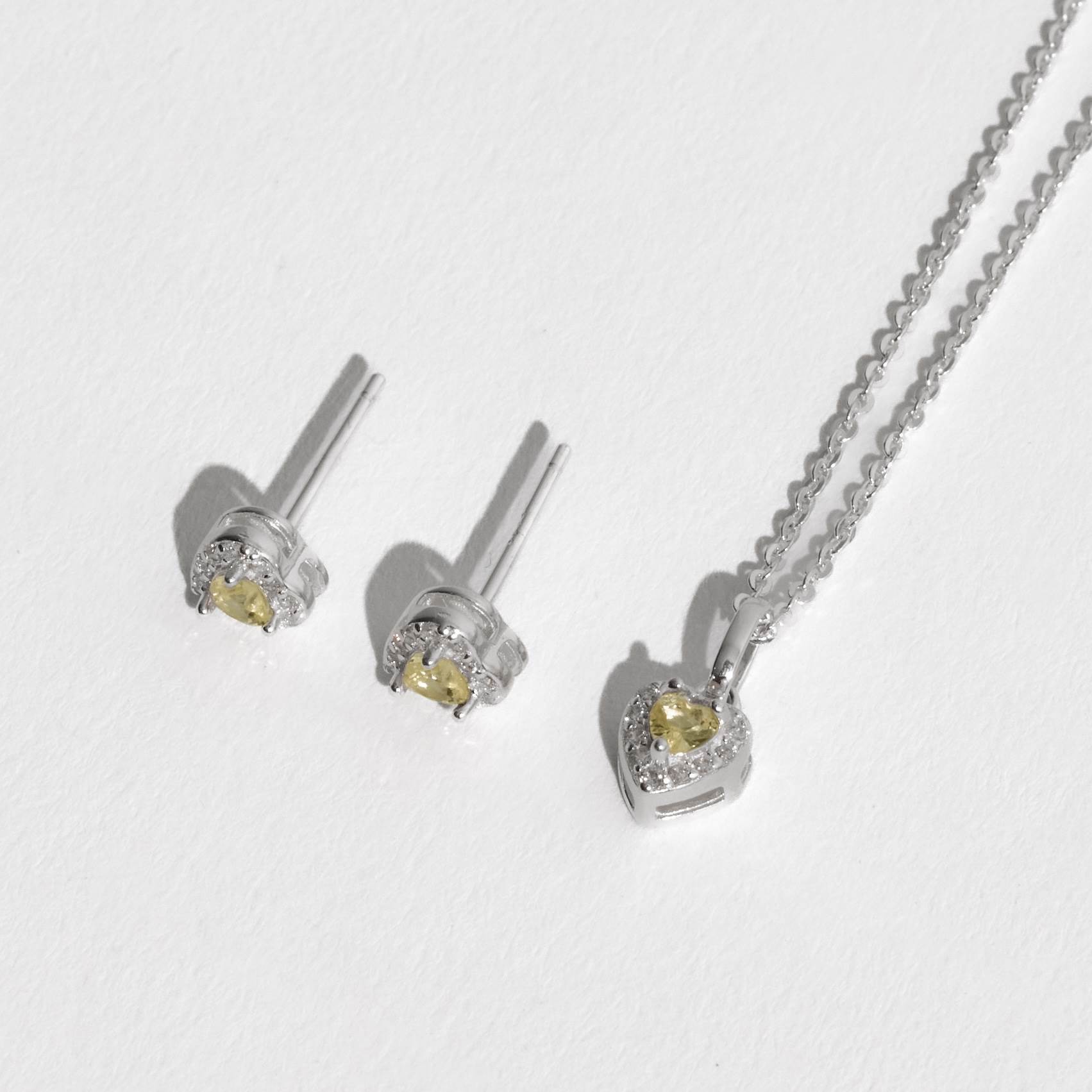 Conjunto brinco e colar zircônia coração amarela com cravejado 6mm corrente cadeadinho 40cm