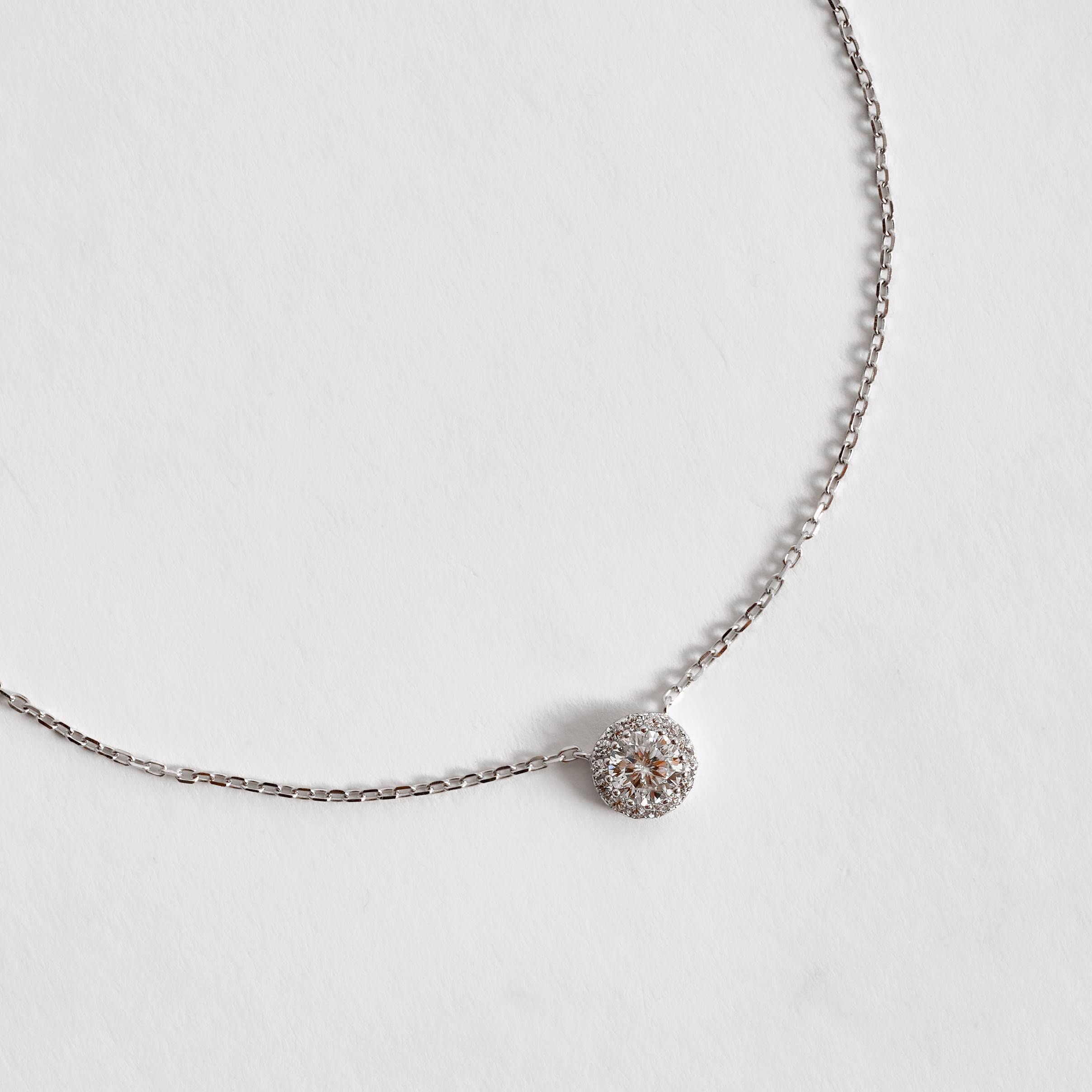 Imagem Colar entremeio moissanite cristal 5mm com cravejado corrente cadeadinho 45cm ródio