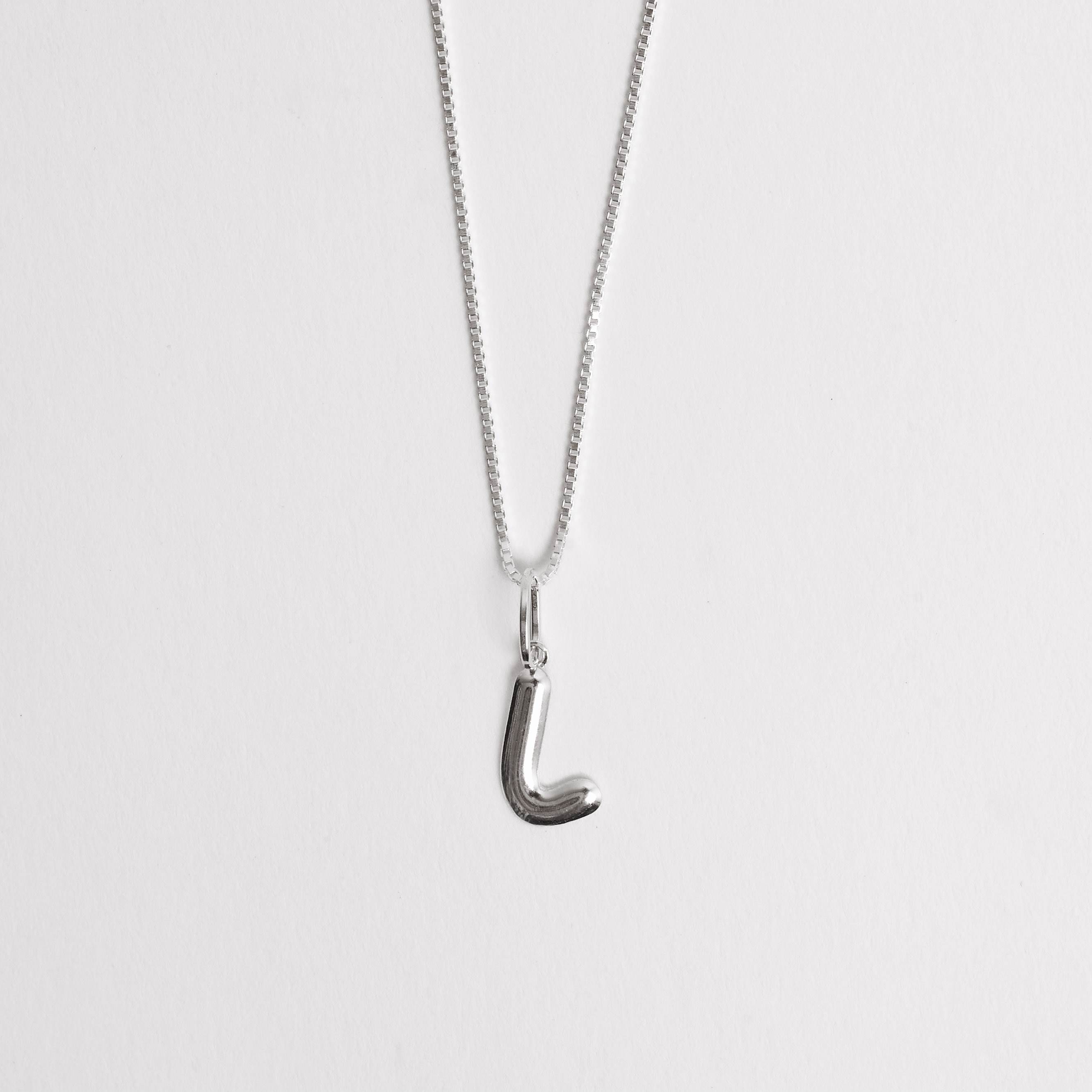 Colar pingente letra L 15mm 45cm