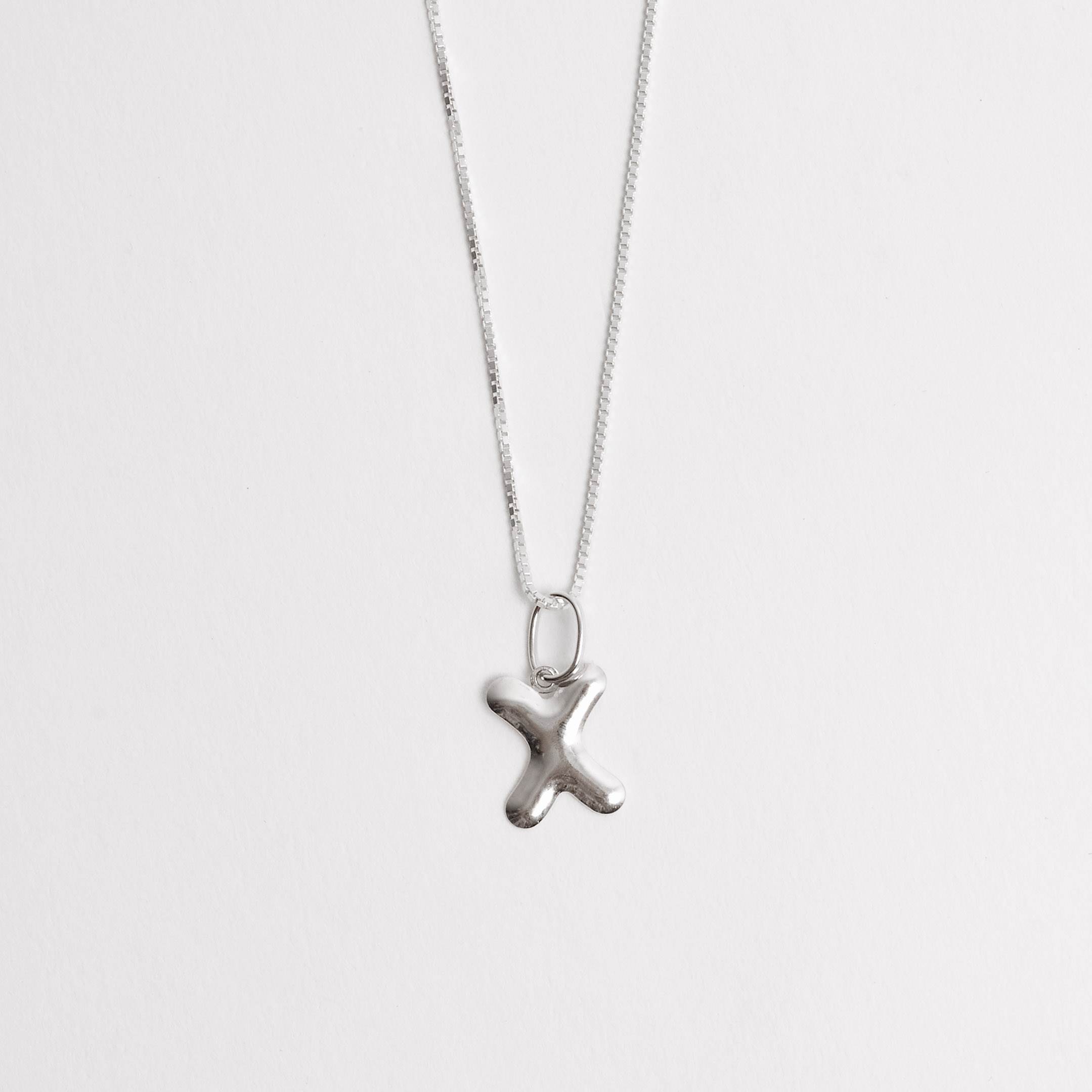 Colar pingente letra X 15mm 45cm