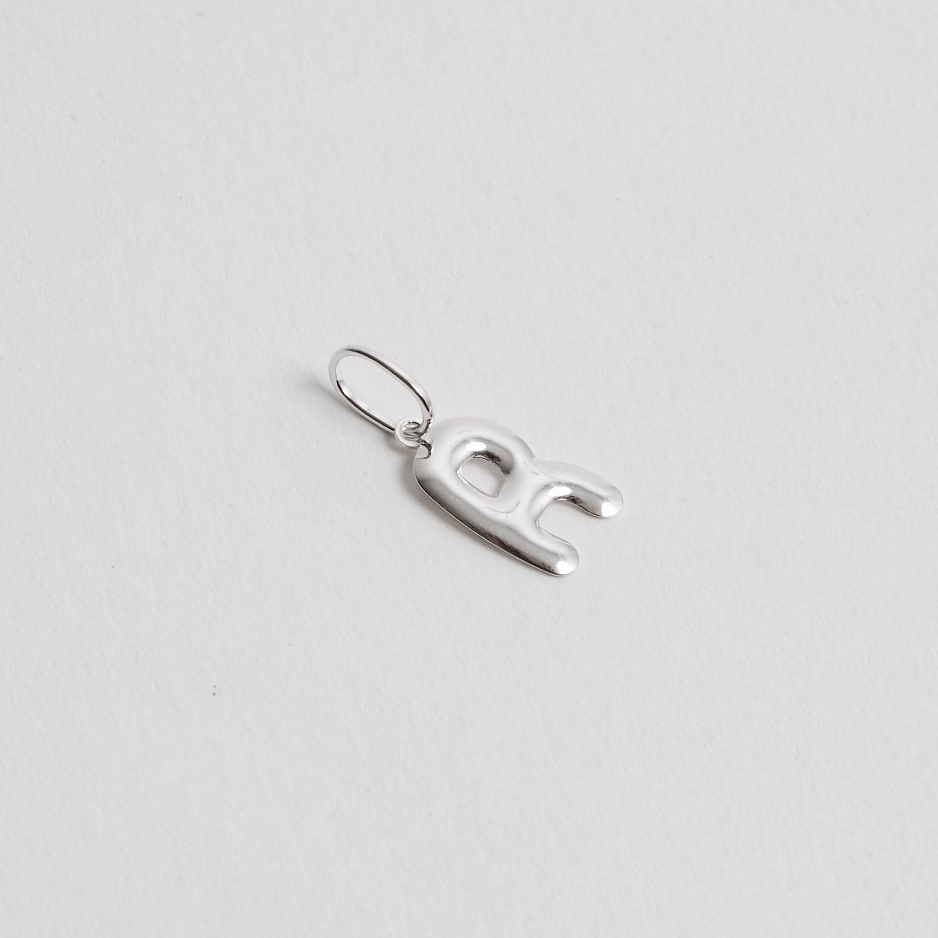 Pingente letra R 15mm