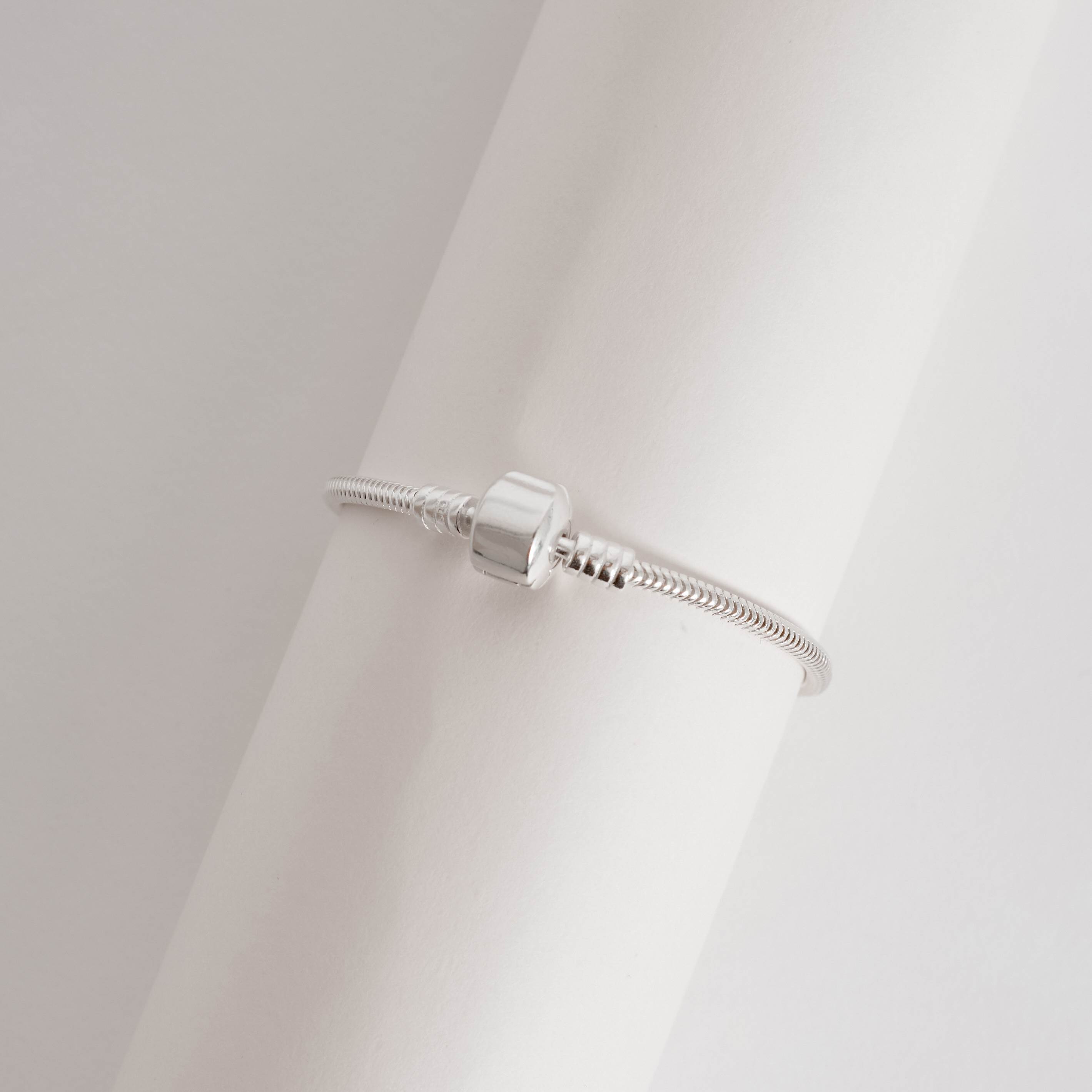 Pulseira para berloques 2.4 fecho redondo liso