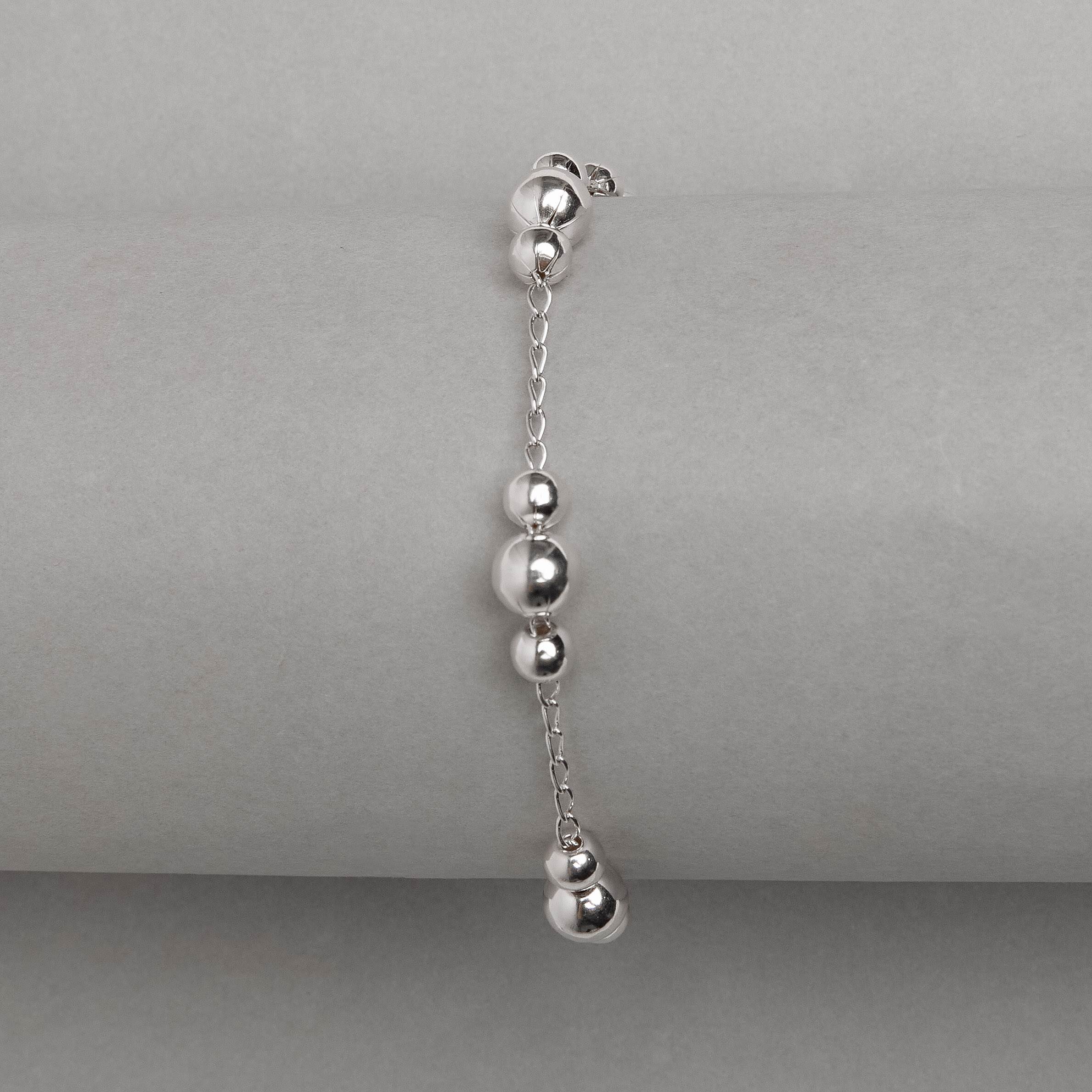 Imagem Secundária Pulseira entremeio bolas 5 e 7mm corrente cadeado