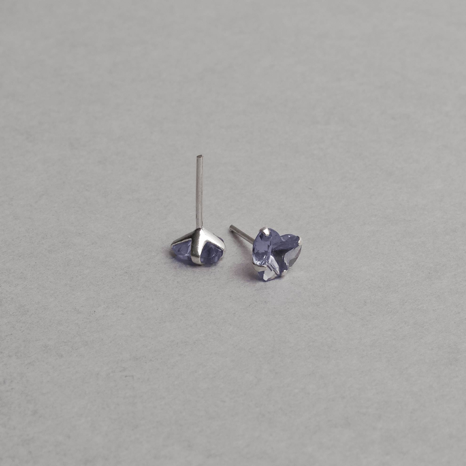 Imagem Secundária Brinco zircônia coração lilás 6mm