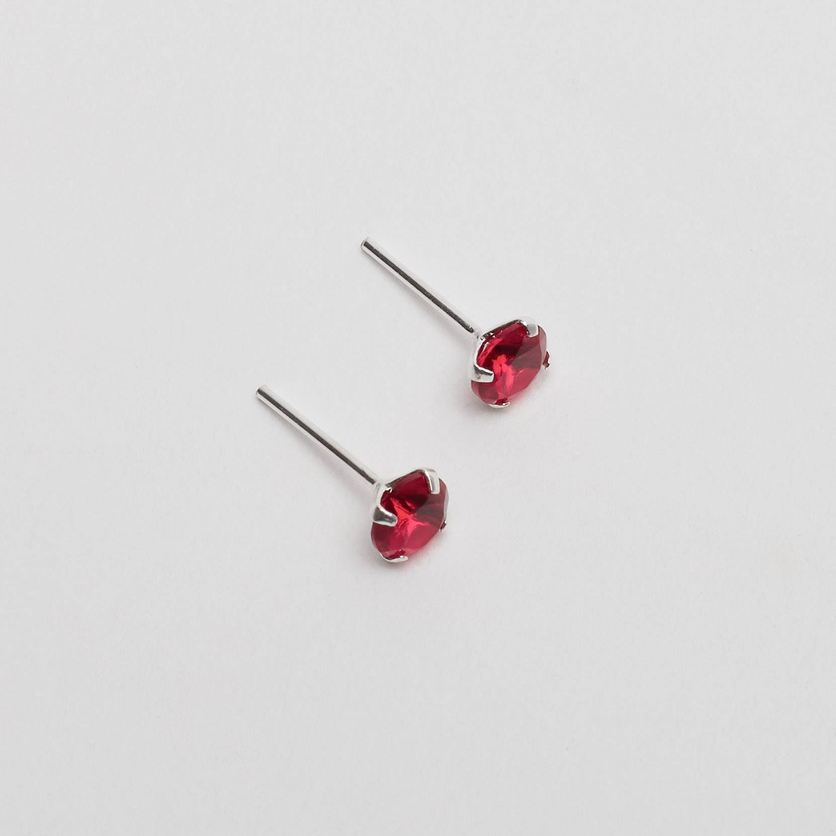 Imagem Secundária Brinco zircônia redonda cereja 5mm