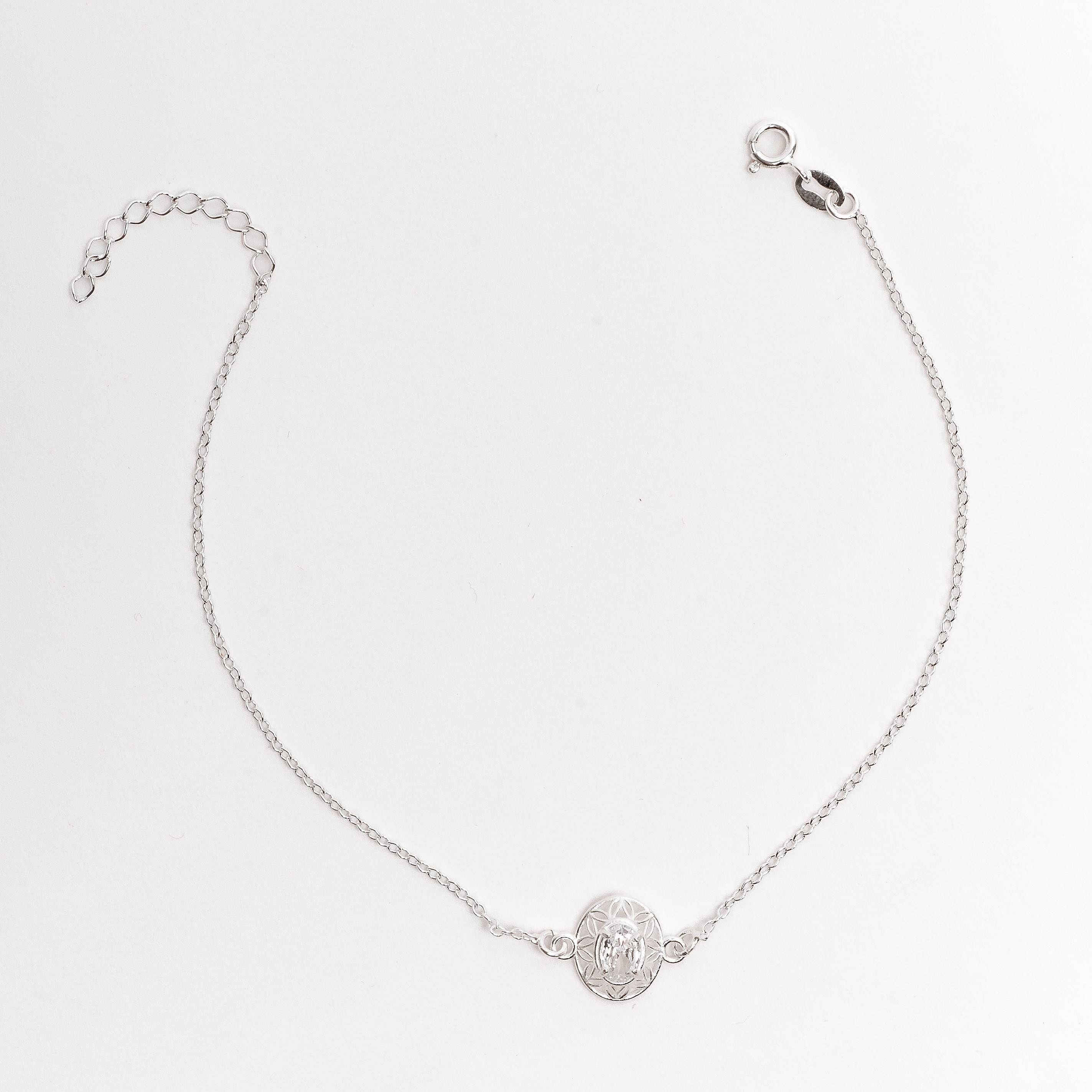 Pulseira entremeio medalha trabalhada 11mm com zircônia oval 20+3cm