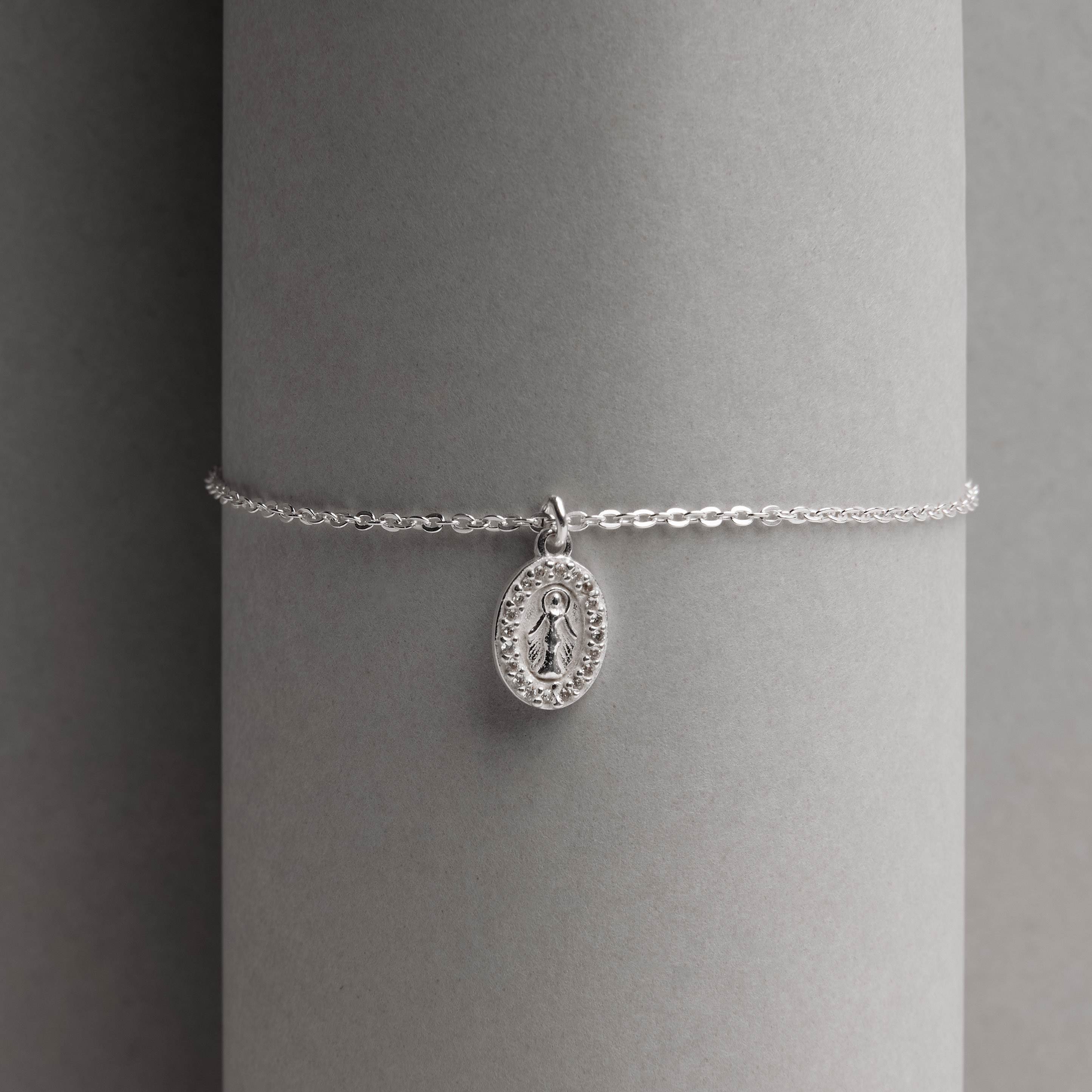 Pulseira pingente medalha cravejada Nsa. Sra. das Graças 10mm 17+3cm