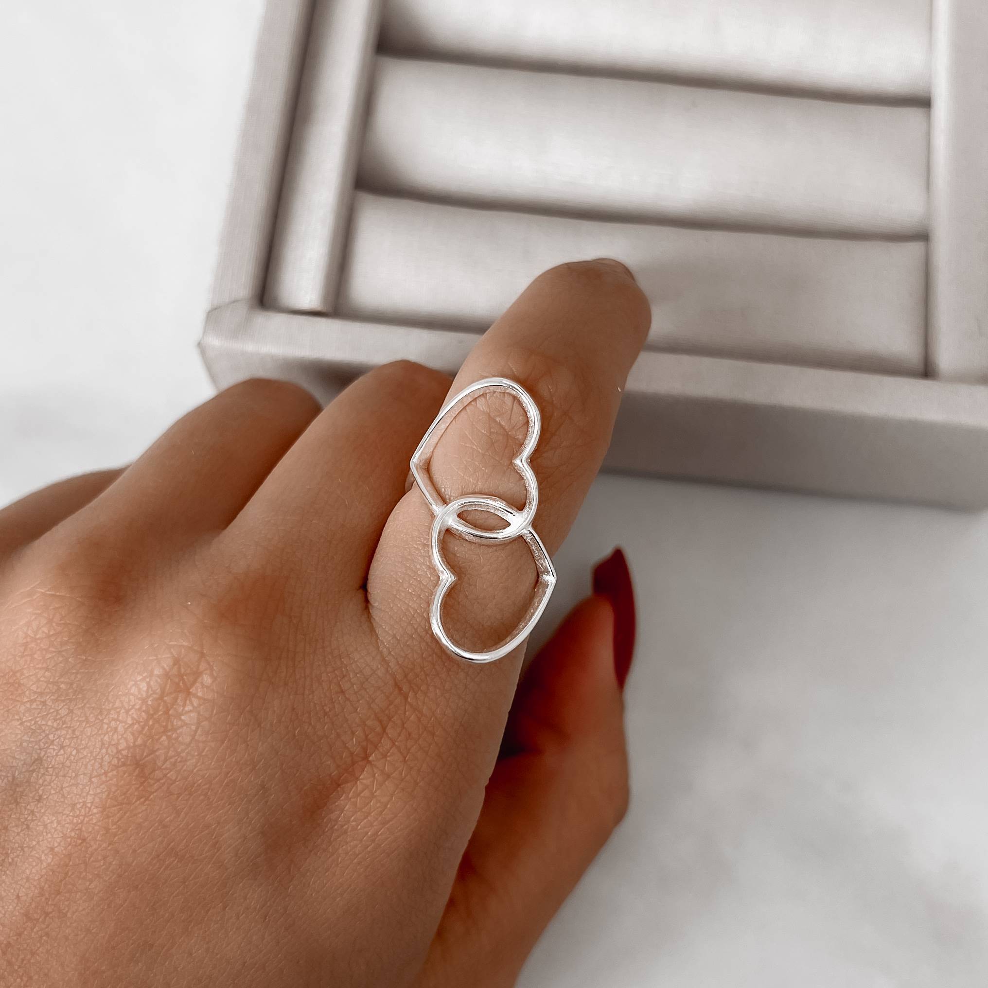 Anel 2 corações vazados