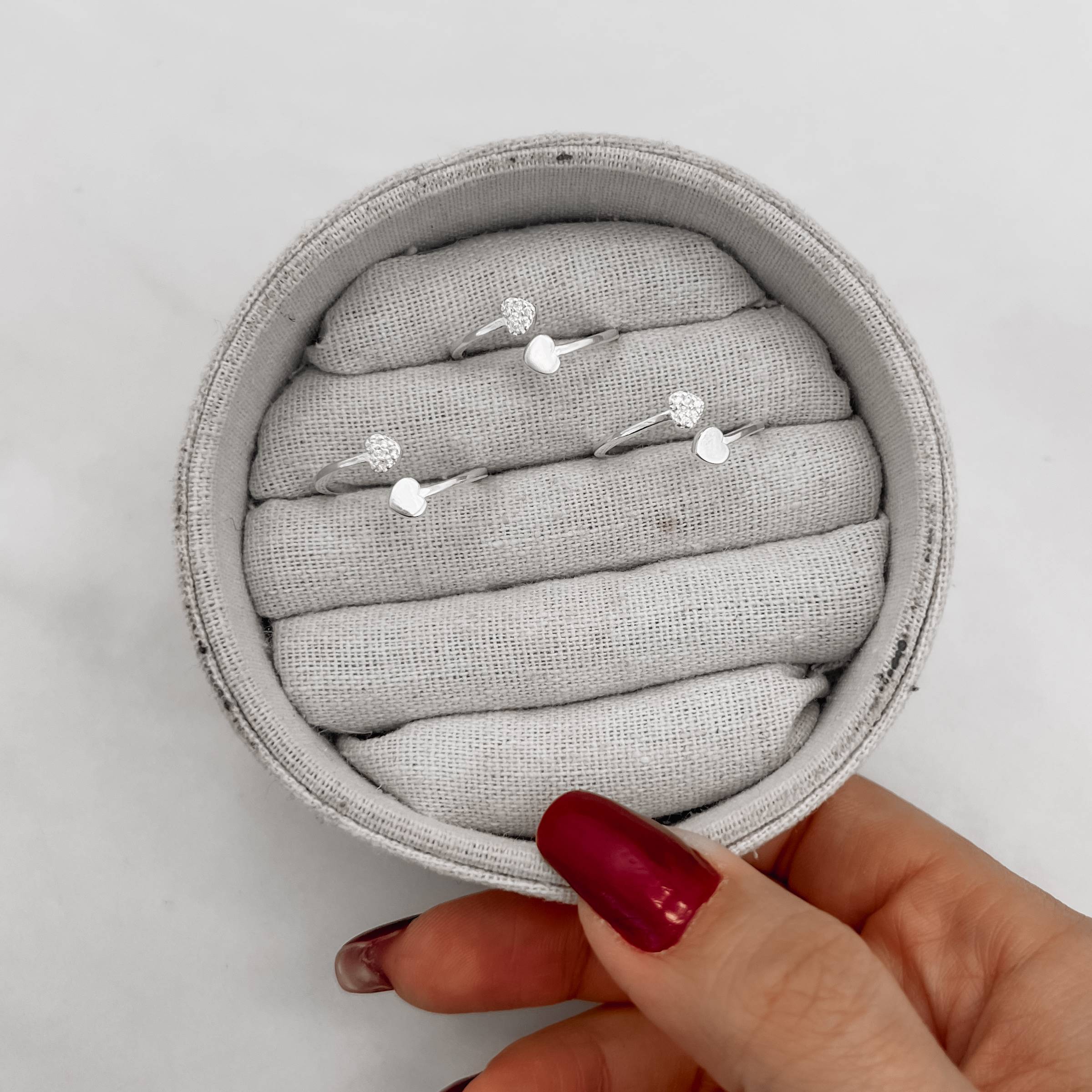 Anel fino corações liso e cravejado regulável G