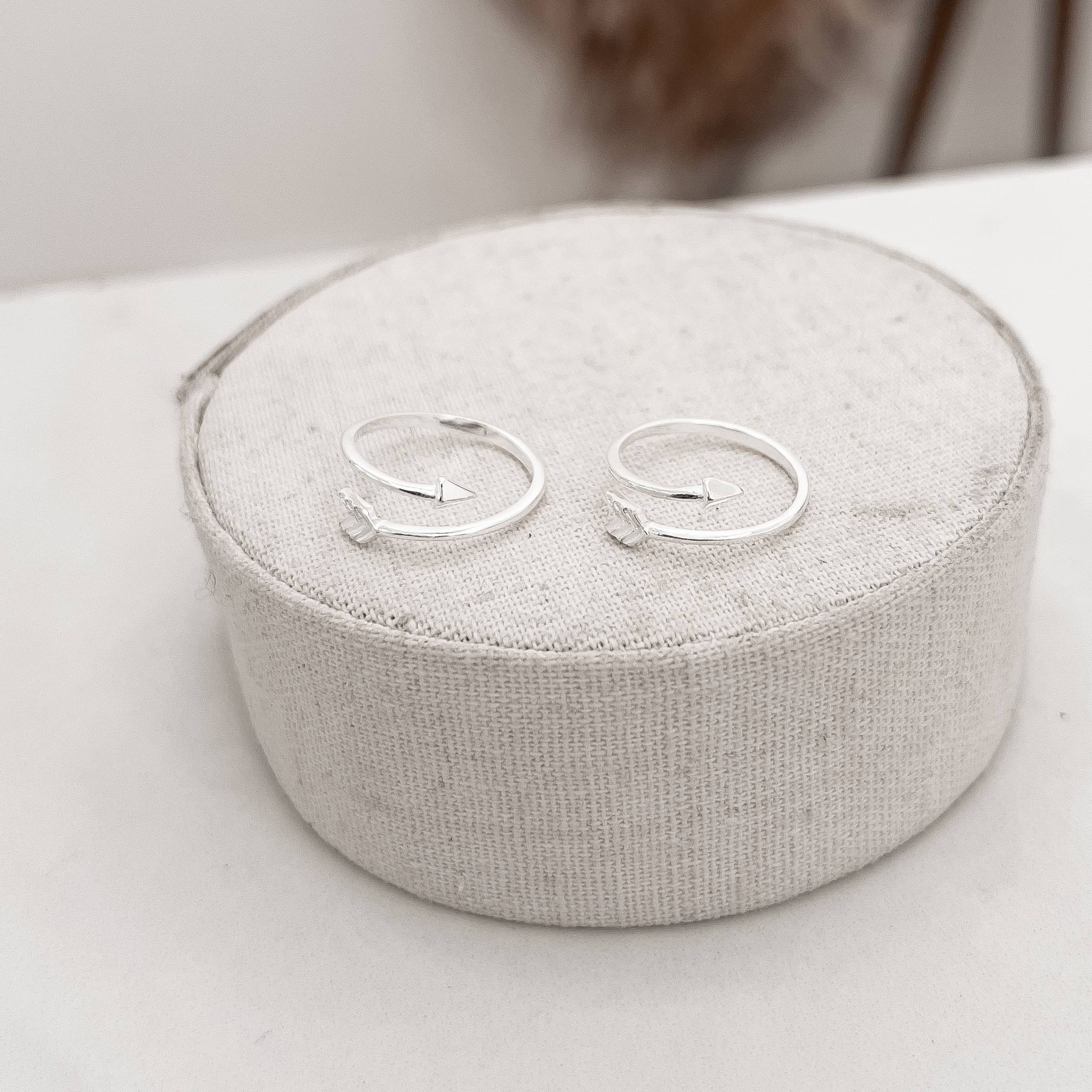 Anel flecha desenhada regulável P