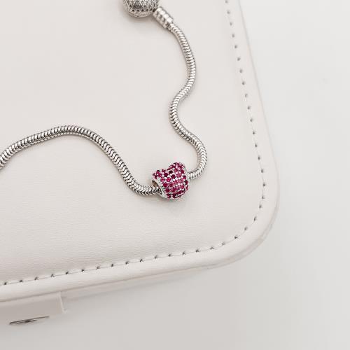 Berloque separador coração cravejado rosa 10mm