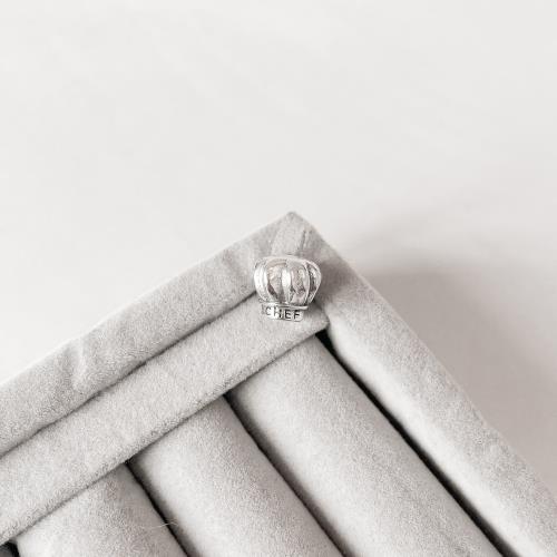 Berloque separador chapéu chef com escrito envelhecido 10mm importado