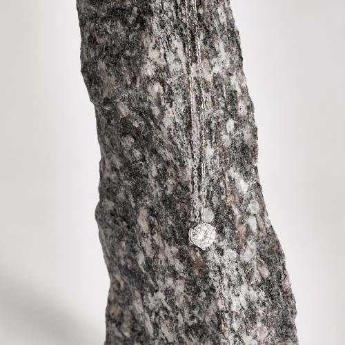 Colar pingente moissanite cristal 6.5mm corrente cadeadinho 45cm ródio