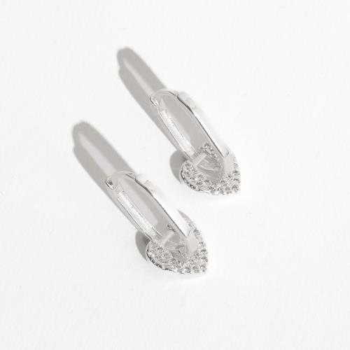 Argola click retangular 16mm pingente coração cravejado