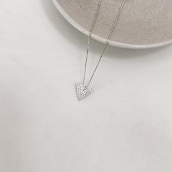 Colar triângulo liso e cravejado 12mm 45cm