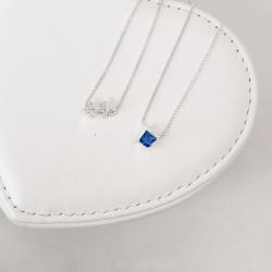 Escapulário signo Sagitário cravejado passante e zircônia quadrada azul escuro 60cm