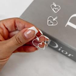 Pingente dois corações vazados com zircônia 21mm