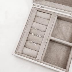 Trio coração, infinito e flecha