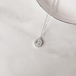 Colar pingente medalha Nsa. Sra. Aparecida cravejada 11mm corrente cadeadinho 45cm