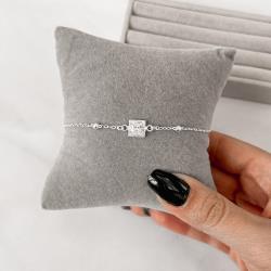 Pulseira entremeio quadrado cravejado 8mm com bolas