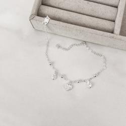 Pulseira entremeio bolas com pingentes coração cravejado e zircônias coração