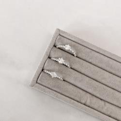 Anel solitário fio bolinhas detalhe cravejado