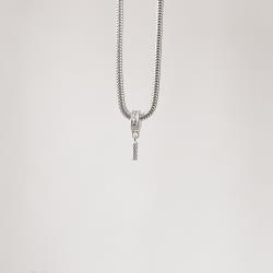 Berloque pingente letra I cravejada 6mm elo corações