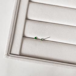 Brinco zircônia redonda esmeralda 3mm