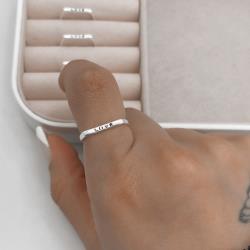 Anel reto escrito love resina