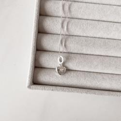 Colar pingente coração desenho estrela 9mm 45cm