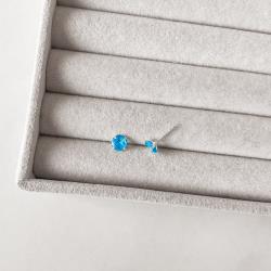 Brinco zircônia redonda azul 6mm