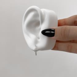 Argola click estrela 8 pontas cravejada 15mm