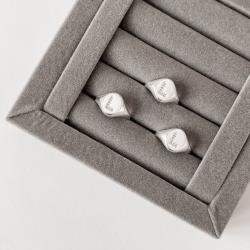 Anel oval letra L cravejada regulável P