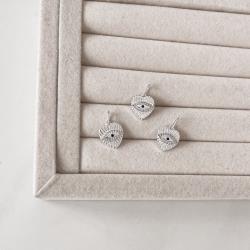 Pingente coração detalhe olho cravejado 12mm