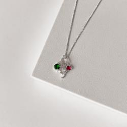 Colar entremeio círculo pingentes trevo cravejado, zircônias cereja e esmeralda v12 45cm