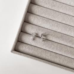 Brinco coração cravejado 7mm pingente zircônia