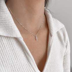 Colar pingente coração vazado e zircônia 9mm 40cm